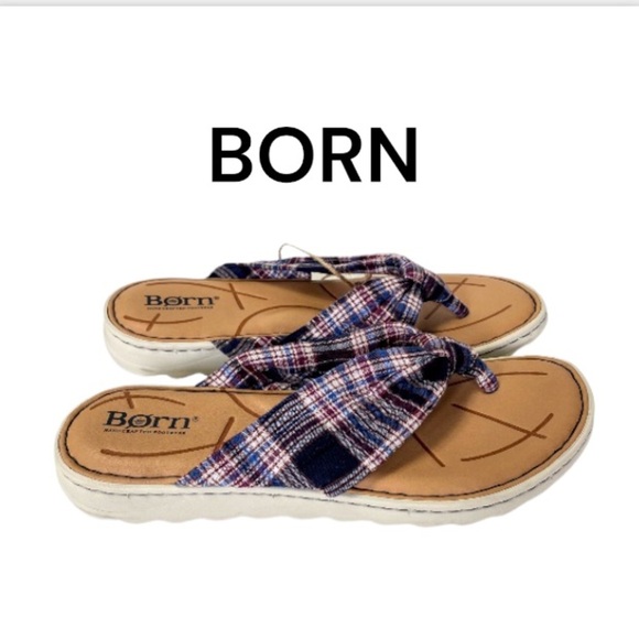 NWT Born Tide Plaid Navy Multicolored Flip Flop Thong Sandals Size 6 - Picture 1 of 15